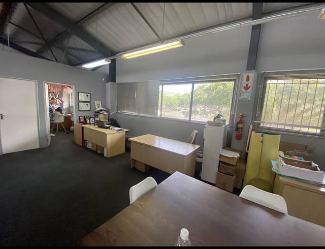 559M² WAREHOUSE TO LET IN RIVERHORSE VALLEY